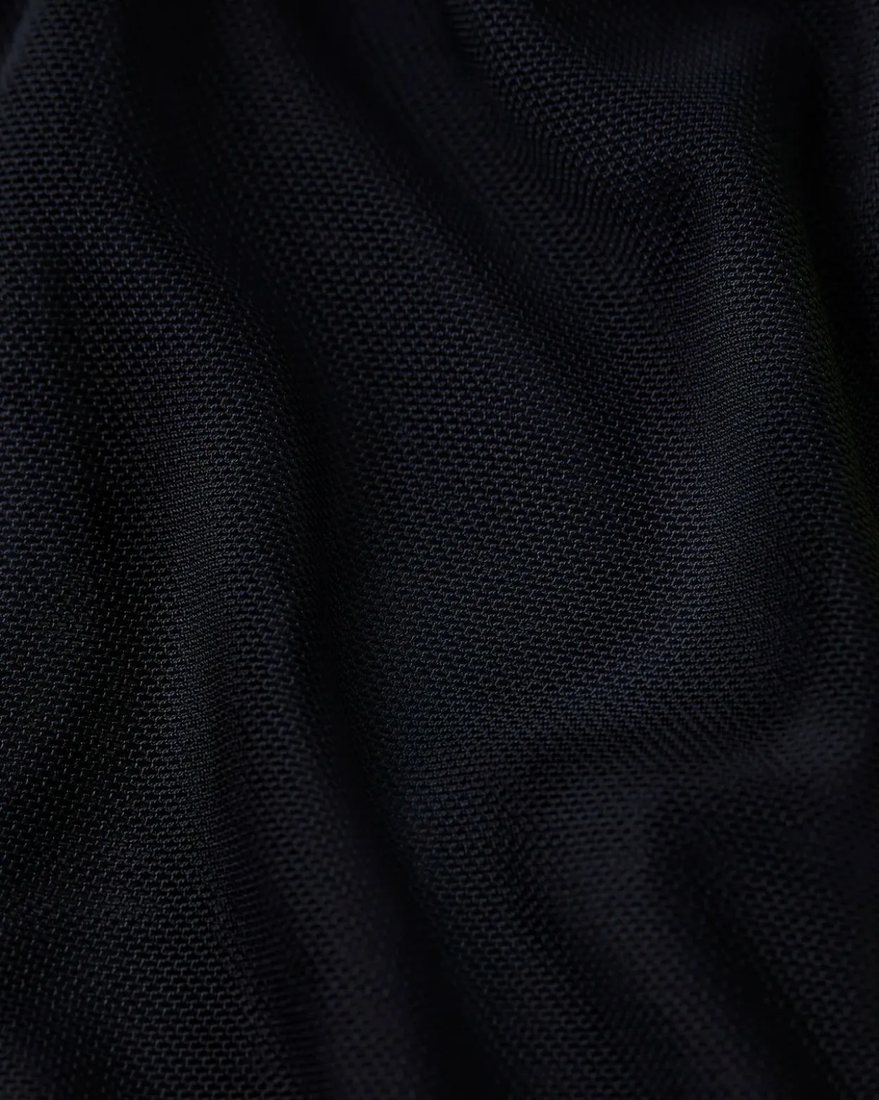 Mesh - Solid Black