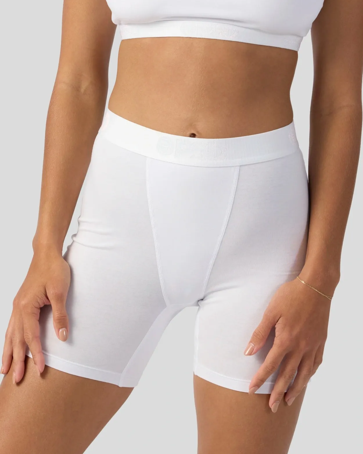 Modal Solids - White